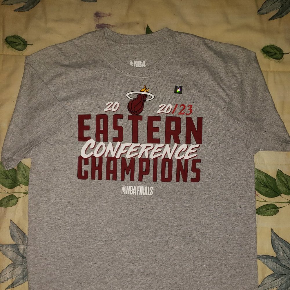 NEW W/Tags Miami Heat Mens Custom Shirt Eastern Conference Champions 2020 & 2023